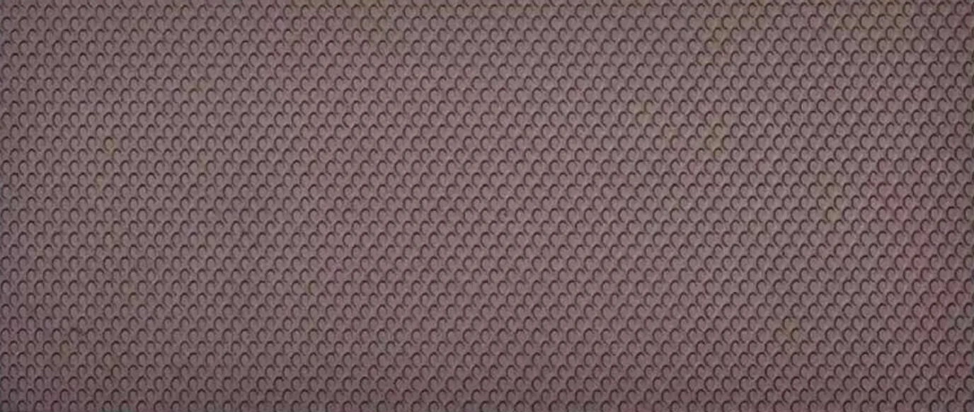Metal panel swatch in Pit - Normanie Red.