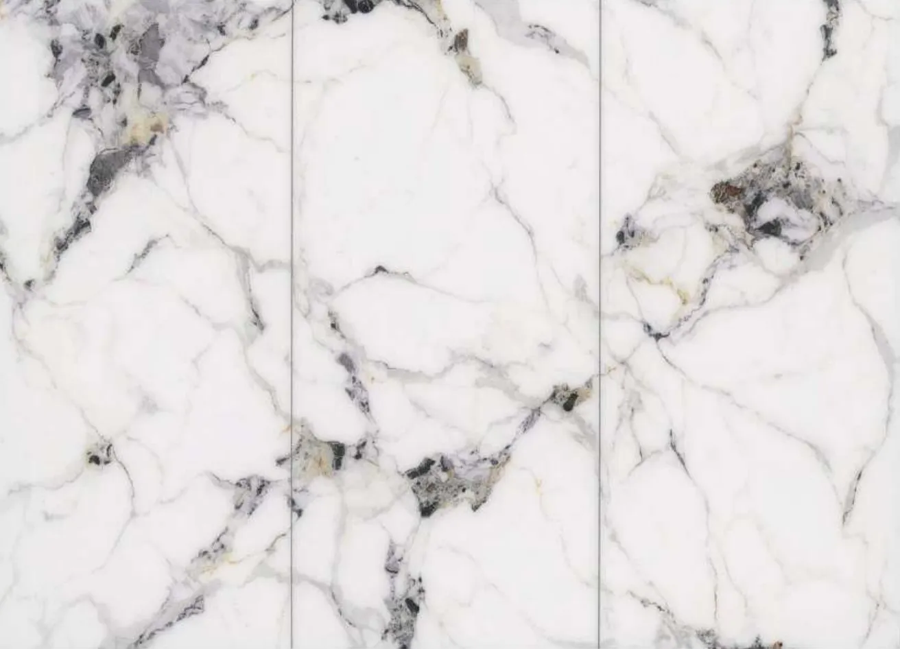 High-gloss marble-effect panel swatch in Panda White.